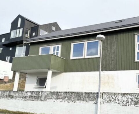 Jóan Karls gøta 11