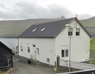 Niðri í Túni 6