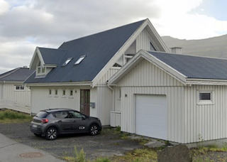 Við Garð 16
