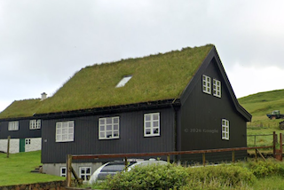 Langagerði 10