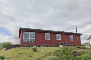 Hálsagøta 24