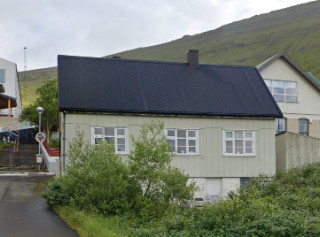 Kirkjuvegur 36