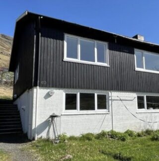 Niðari Vegur 63