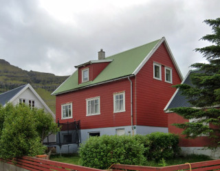 við Garð 5