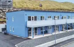 Undir Grasahjalla 42