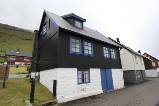 Tróndargøta 43