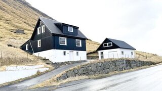 Inni í Firði 157