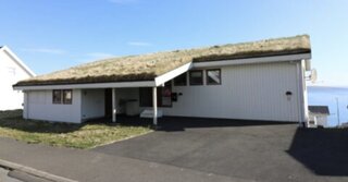 Leitisgøta 9