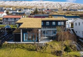 Grannatún 9