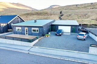 Lyngvegur 7