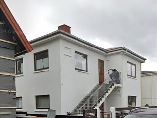 Eiriksgøta 9