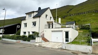 Ennivegur 85