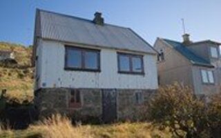 Hjallavegur 10