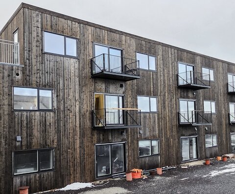 Undir Gráasteini 70M