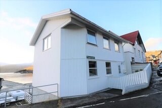 Bakkavegur 1