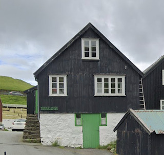 Kirkjugøta 20